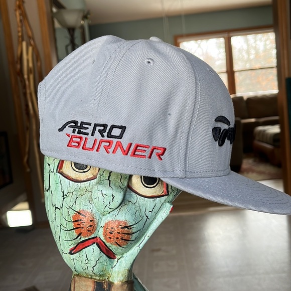 Taylor Made R 15 adjustable hat - Picture 4 of 4